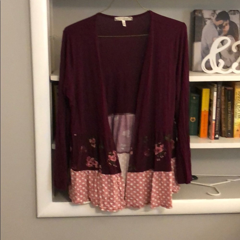 Flower and polka dot maroon sweater light weight